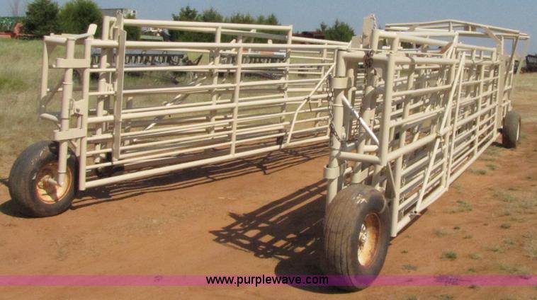 image for item 3073 Wilson portable corral system