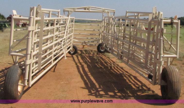 image for item 3073 Wilson portable corral system