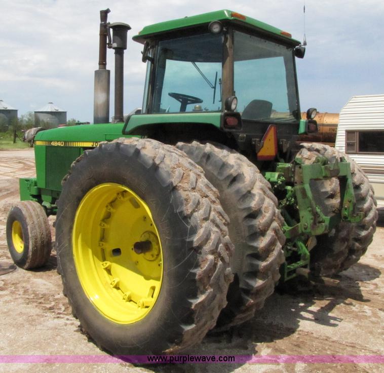 image for item 3075 1980 John Deere 4840 tractor