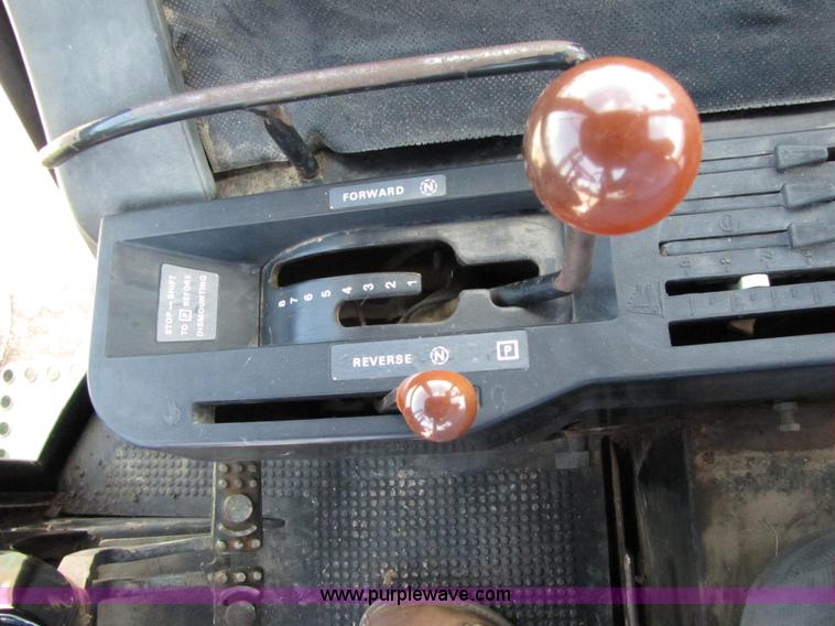 image for item 3075 1980 John Deere 4840 tractor