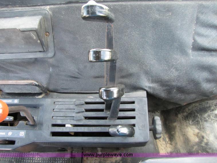 image for item 3075 1980 John Deere 4840 tractor