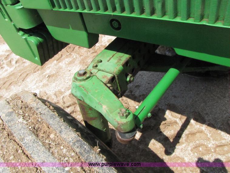 image for item 3075 1980 John Deere 4840 tractor