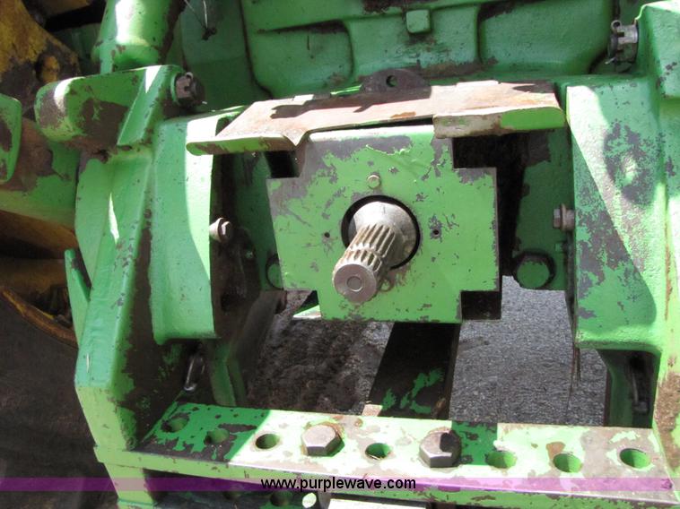 image for item 3075 1980 John Deere 4840 tractor