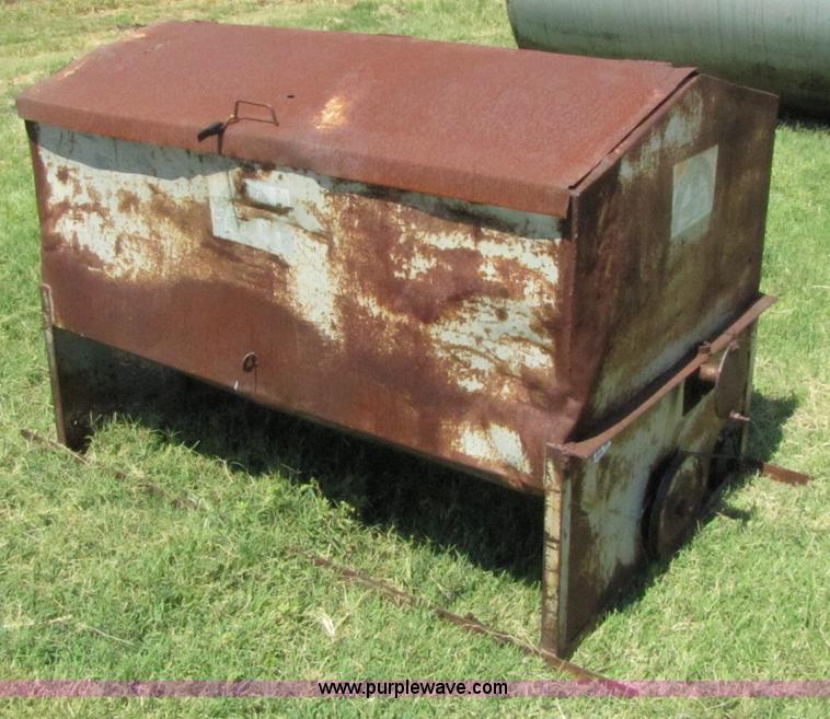 image for item 3079 Bar-Six cake feeder