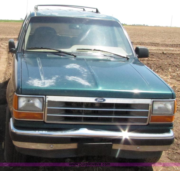image for item 3080 1994 Ford Explorer