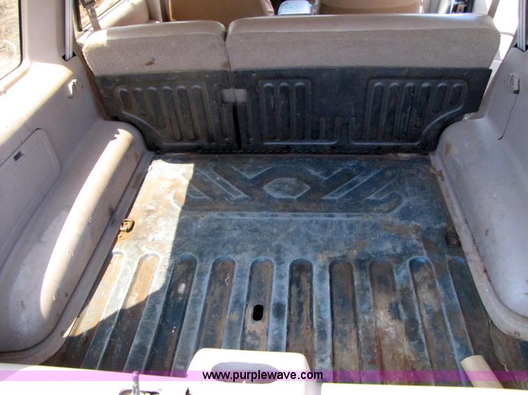 image for item 3080 1994 Ford Explorer