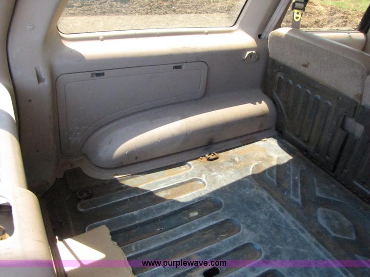 image for item 3080 1994 Ford Explorer
