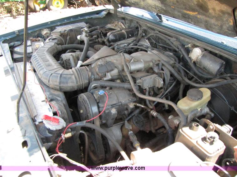 image for item 3080 1994 Ford Explorer