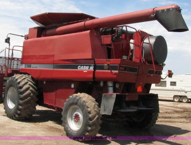 image for item 3083 2002 Case IH 2388 RWA combine
