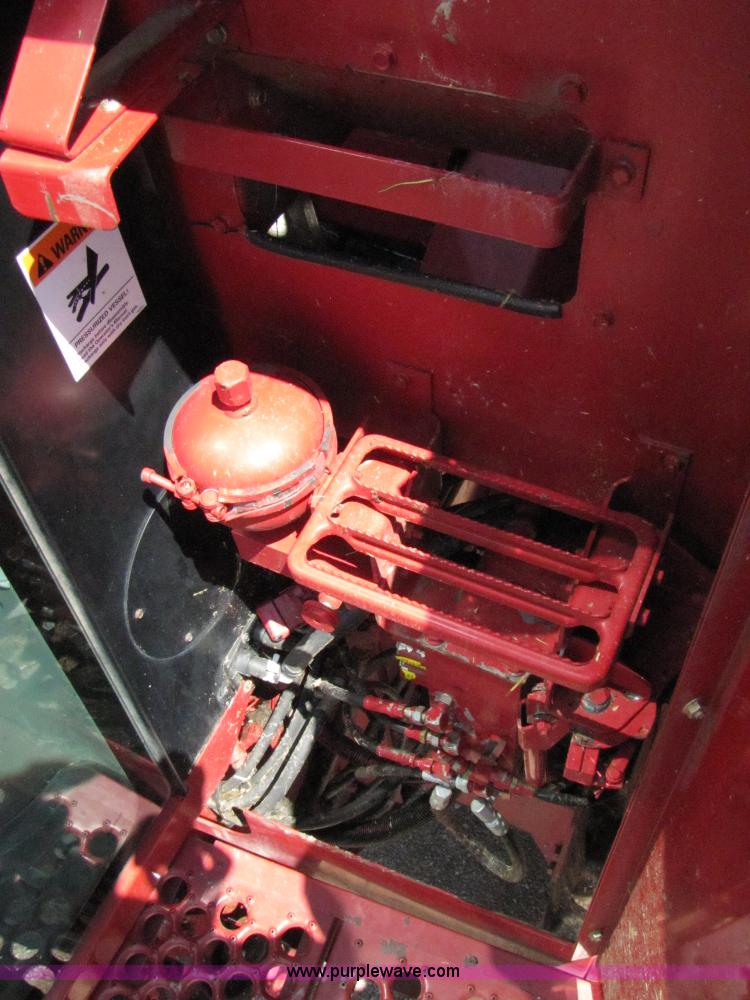 image for item 3083 2002 Case IH 2388 RWA combine