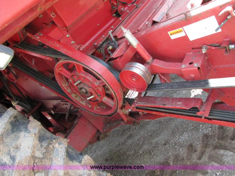 image for item 3083 2002 Case IH 2388 RWA combine