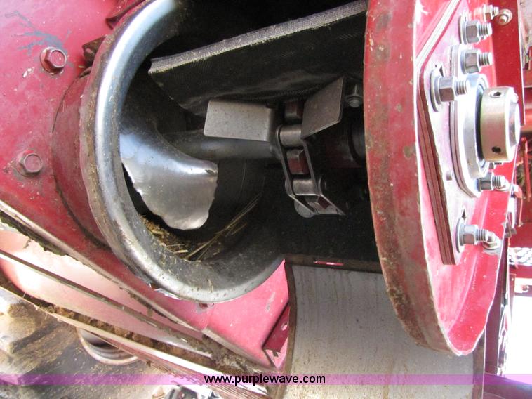 image for item 3083 2002 Case IH 2388 RWA combine