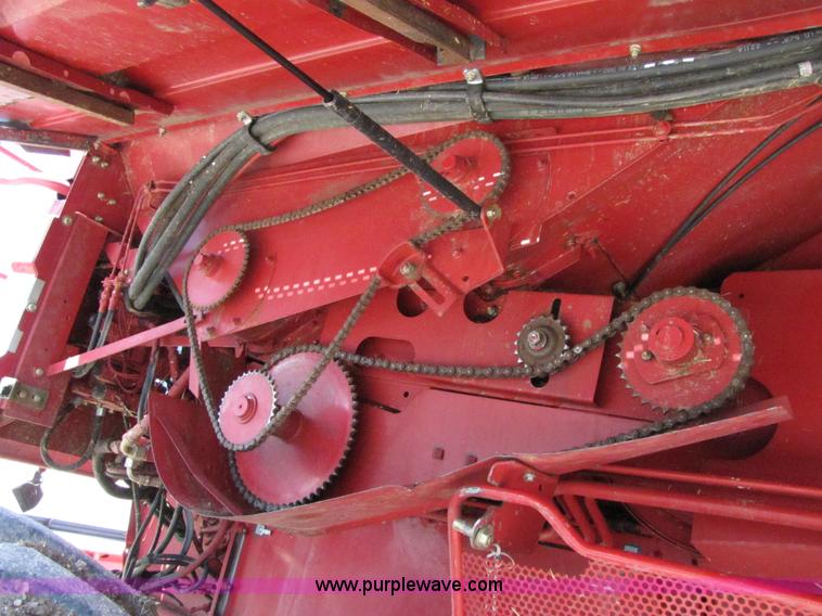 image for item 3083 2002 Case IH 2388 RWA combine