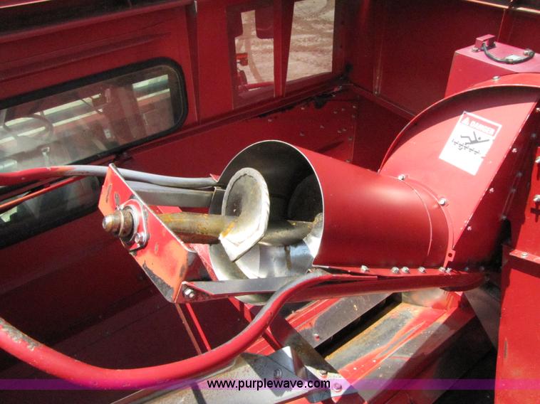 image for item 3083 2002 Case IH 2388 RWA combine