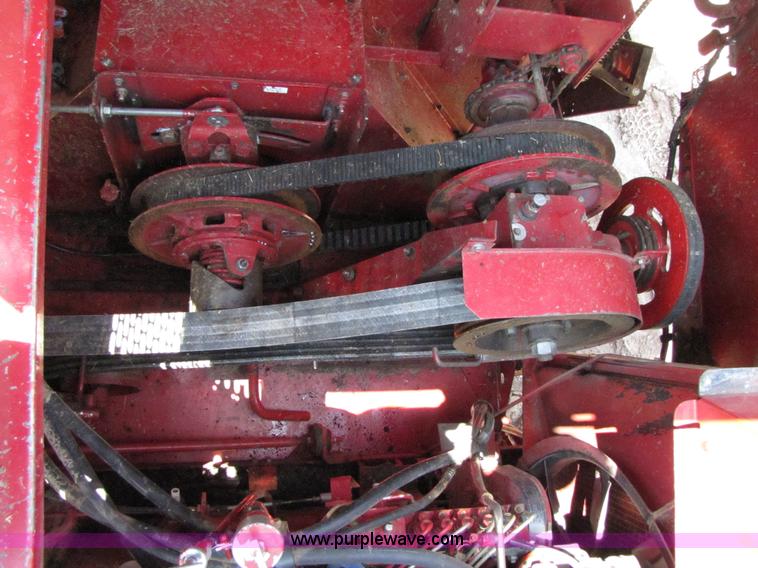 image for item 3083 2002 Case IH 2388 RWA combine