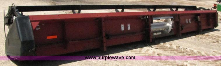 image for item 3084 2004 Case IH 1010 30' rigid platform