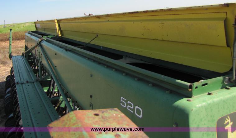 image for item 3423 John Deere 520 grain drill
