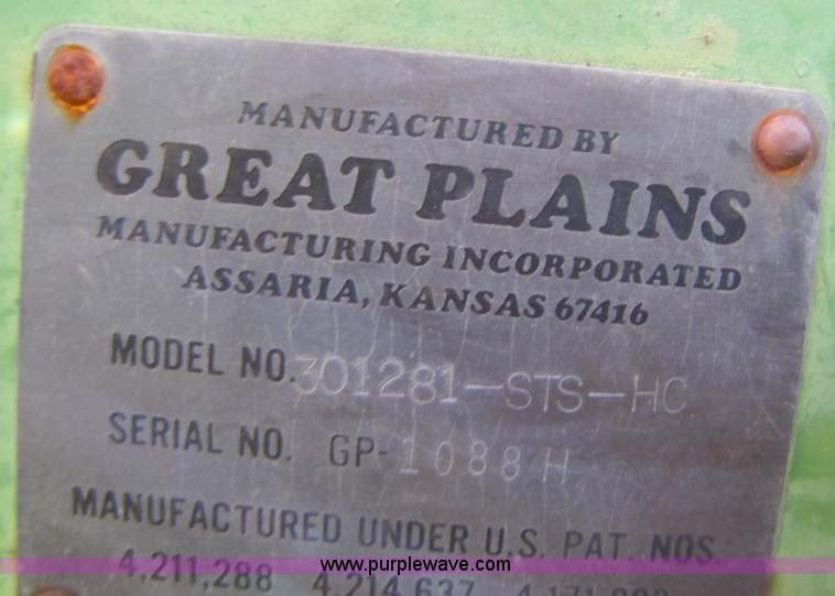 image for item 3424 Great Plains folding hoe drill