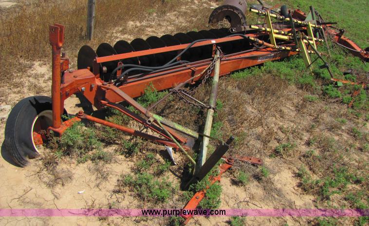 image for item 3429 Krause 24 disc one way plow