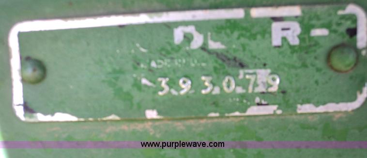 image for item 3435 John Deere 853 all crop header