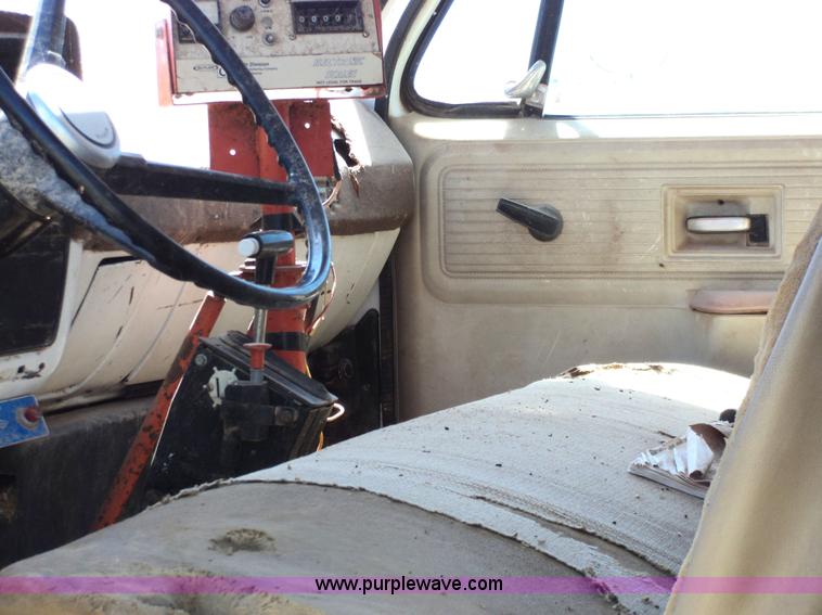 image for item 3437 1978 Chevrolet truck