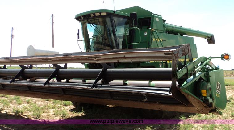 image for item 9100 John Deere 9610 combine