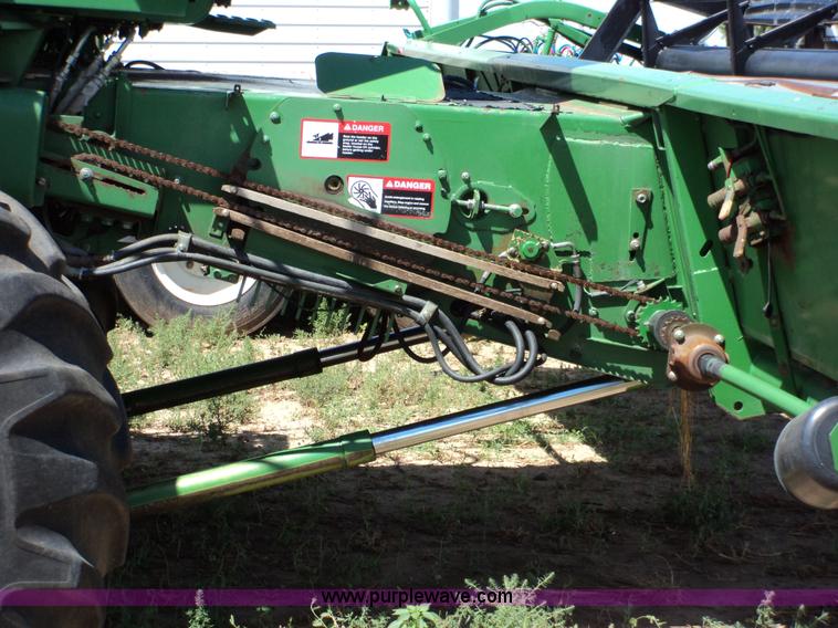 image for item 9100 John Deere 9610 combine