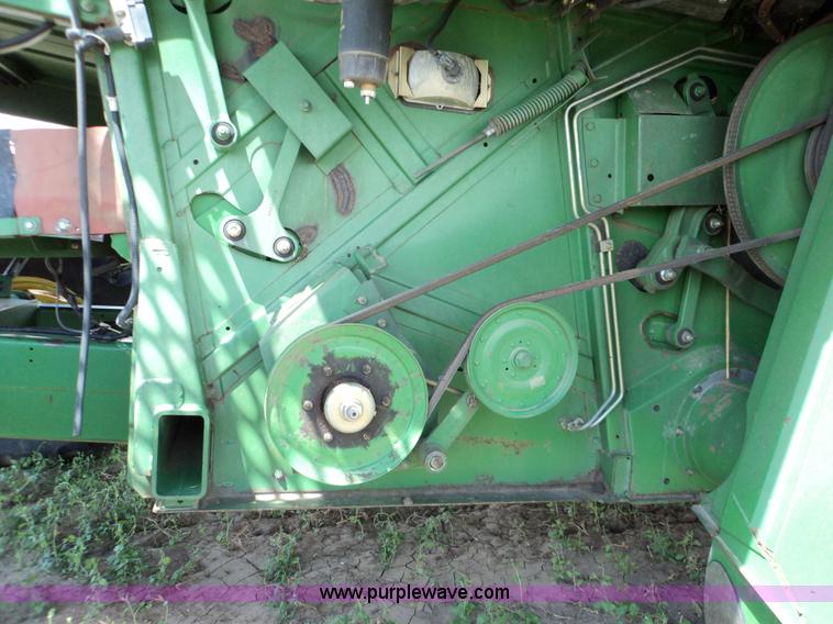 image for item 9100 John Deere 9610 combine