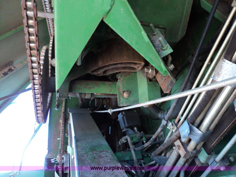 image for item 9100 John Deere 9610 combine