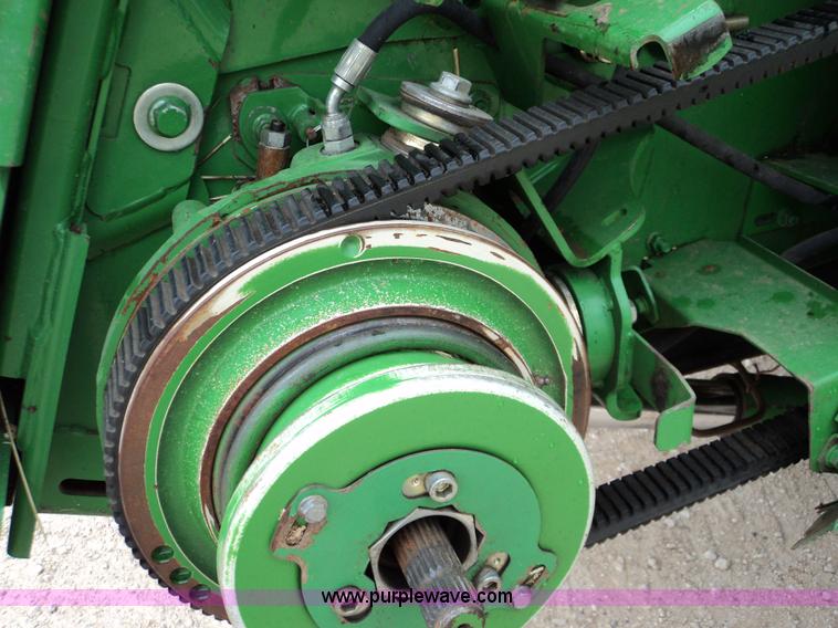 image for item 9500 2005 John Deere 9860STS combine