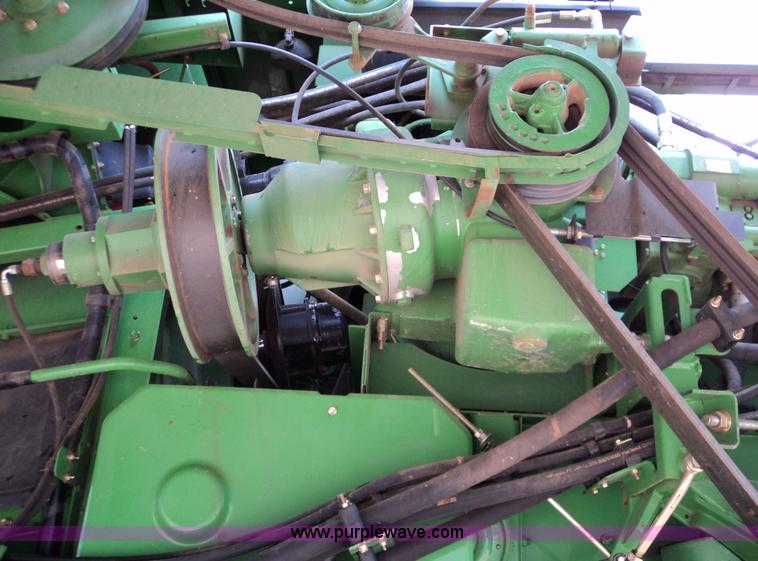 image for item 9500 2005 John Deere 9860STS combine