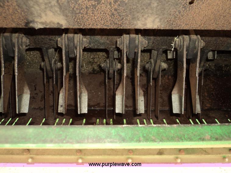 image for item 9500 2005 John Deere 9860STS combine