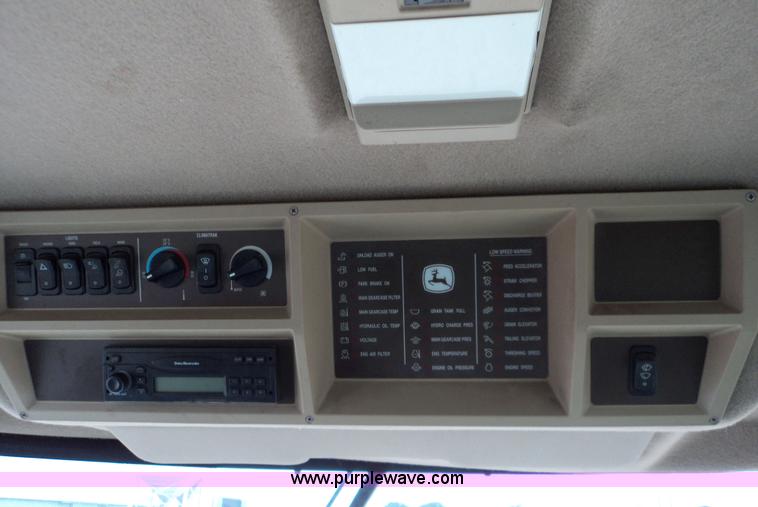 image for item 9500 2005 John Deere 9860STS combine