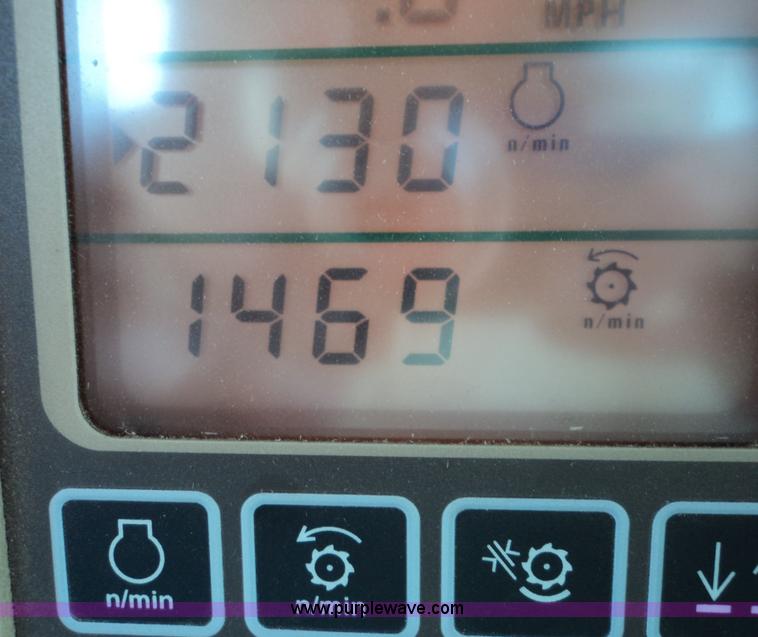 image for item 9500 2005 John Deere 9860STS combine