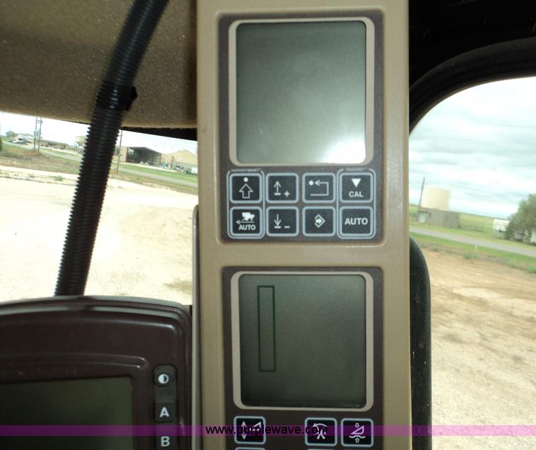 image for item 9500 2005 John Deere 9860STS combine