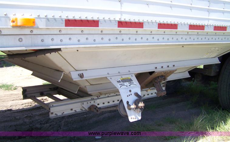 image for item 1000 2007 Wilson 50' x 102" spread-axle grain trailer with 78" sides