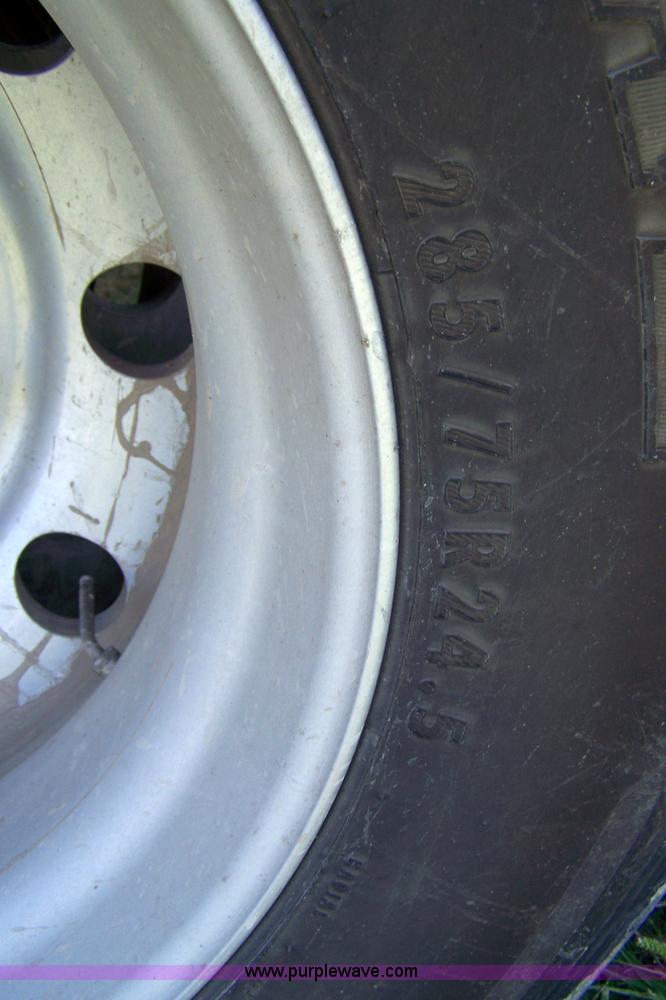 image for item 1000 2007 Wilson 50' x 102" spread-axle grain trailer with 78" sides