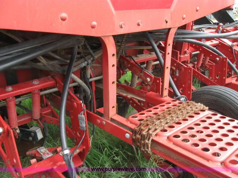 image for item 2599 Case IH 900 eight row planter