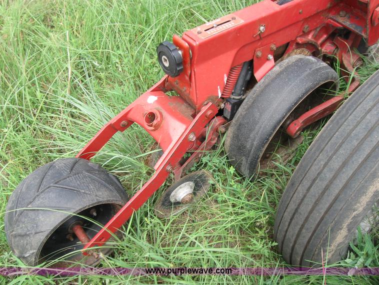 image for item 2599 Case IH 900 eight row planter