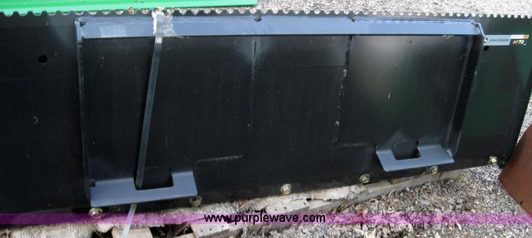 image for item 2633 John Deere 72" AG forks