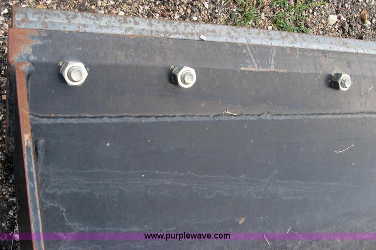 image for item 2634 John Deere Worksite Pro C66 bucket