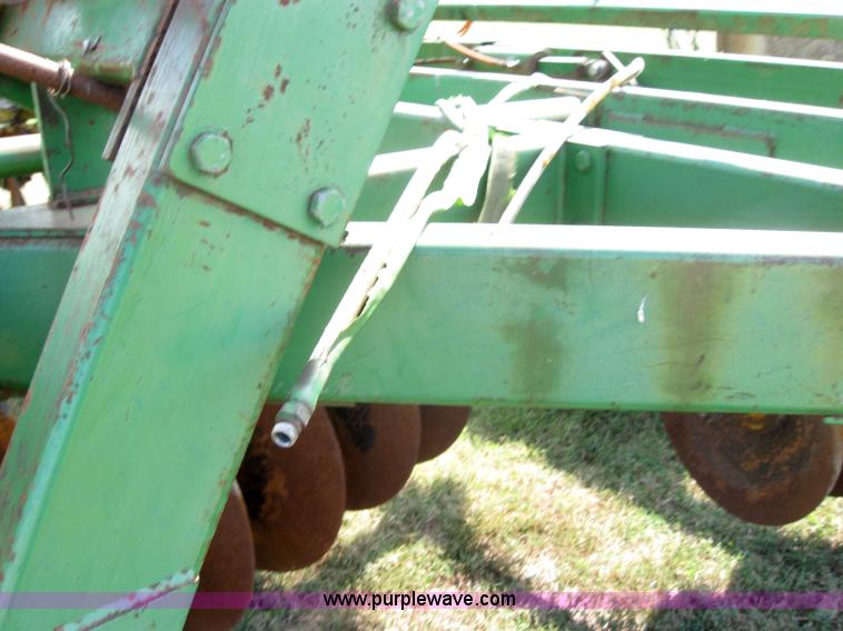 image for item 2637 John Deere 330 tandem disk