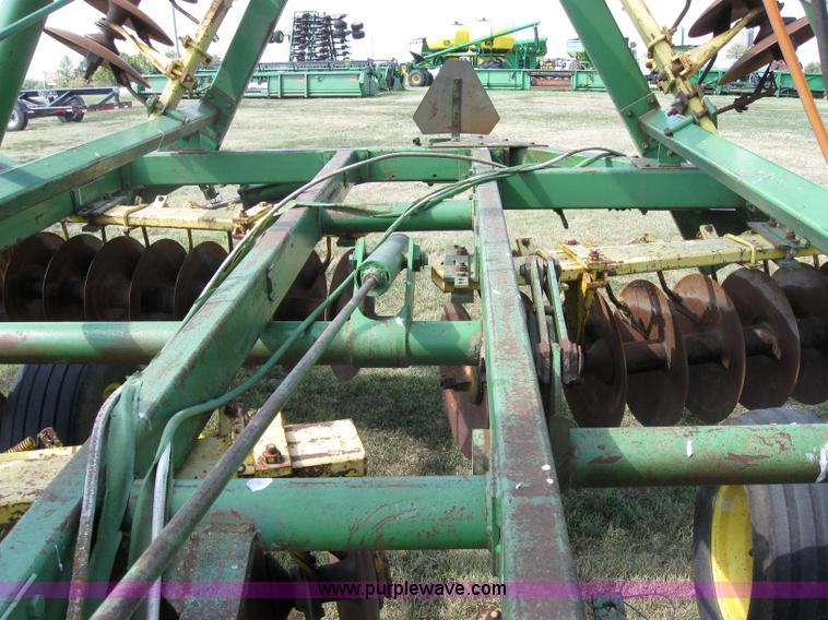 image for item 2637 John Deere 330 tandem disk