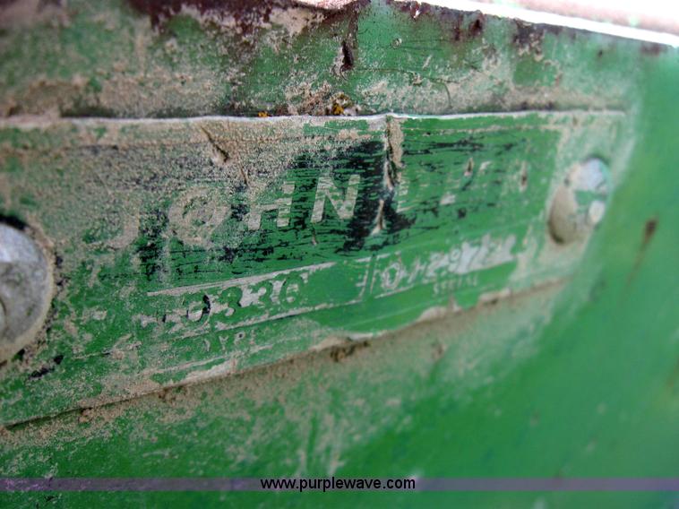 image for item 2637 John Deere 330 tandem disk