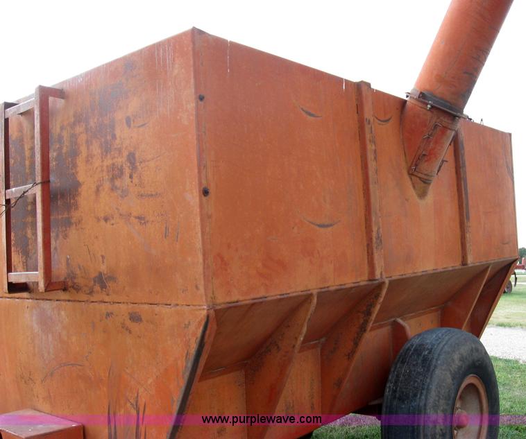 image for item 2638 Phares & Wilkins grain cart