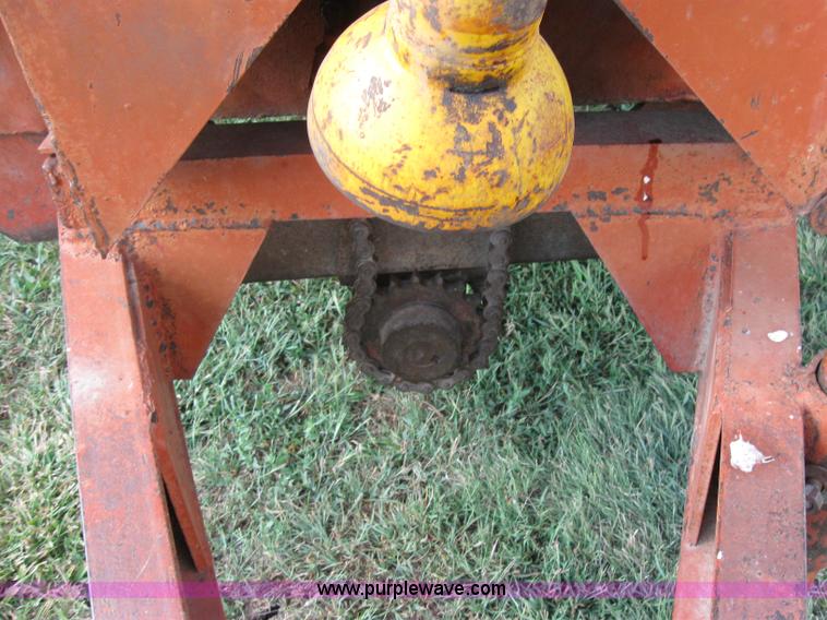 image for item 2638 Phares & Wilkins grain cart