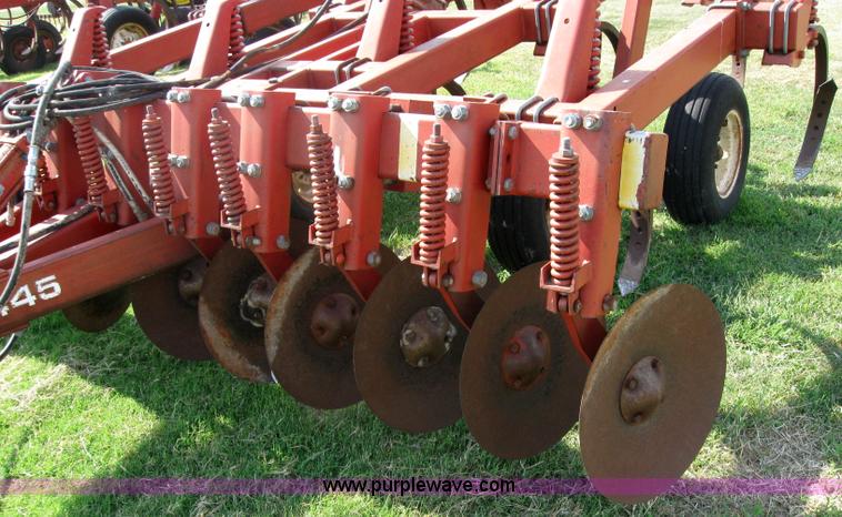 image for item 2640 White 445 disc chisel