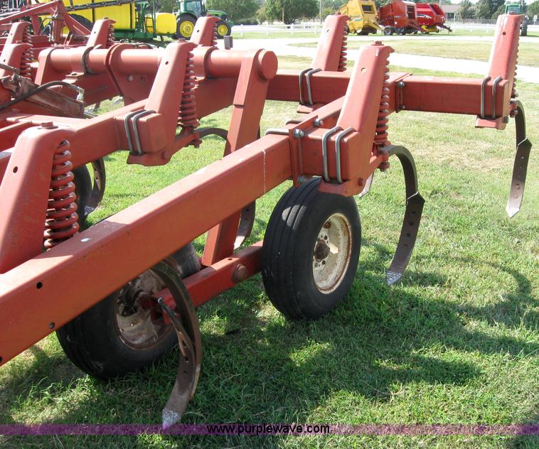 image for item 2640 White 445 disc chisel