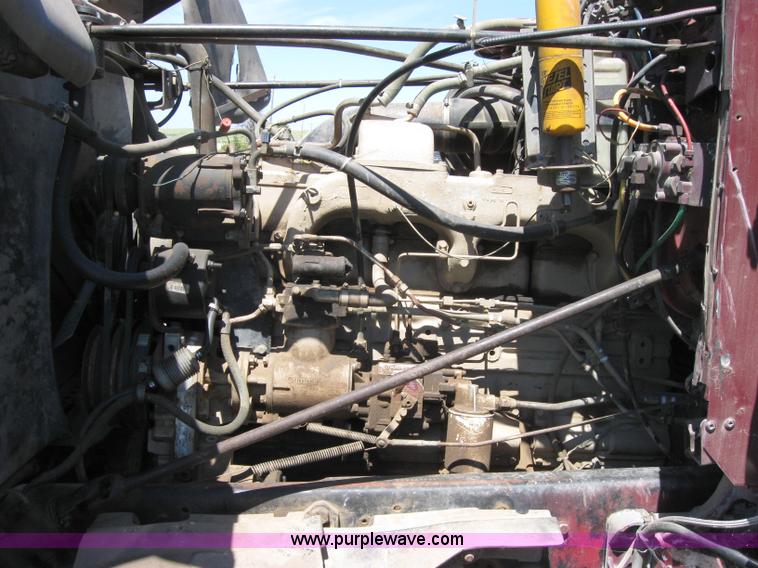 image for item 2663 1979 GMC General semi truck