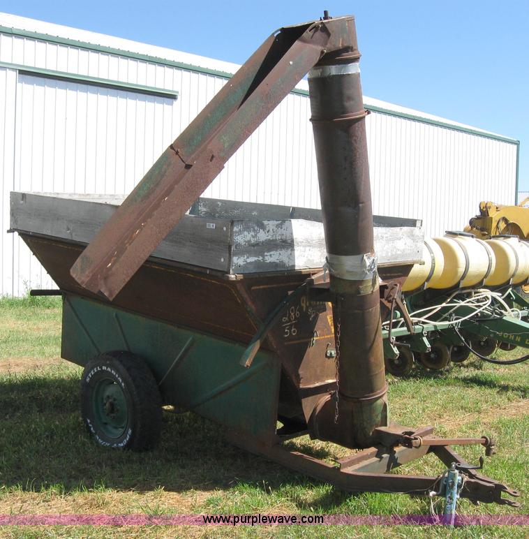 image for item 2665 Grain-o-vator 20 grain cart